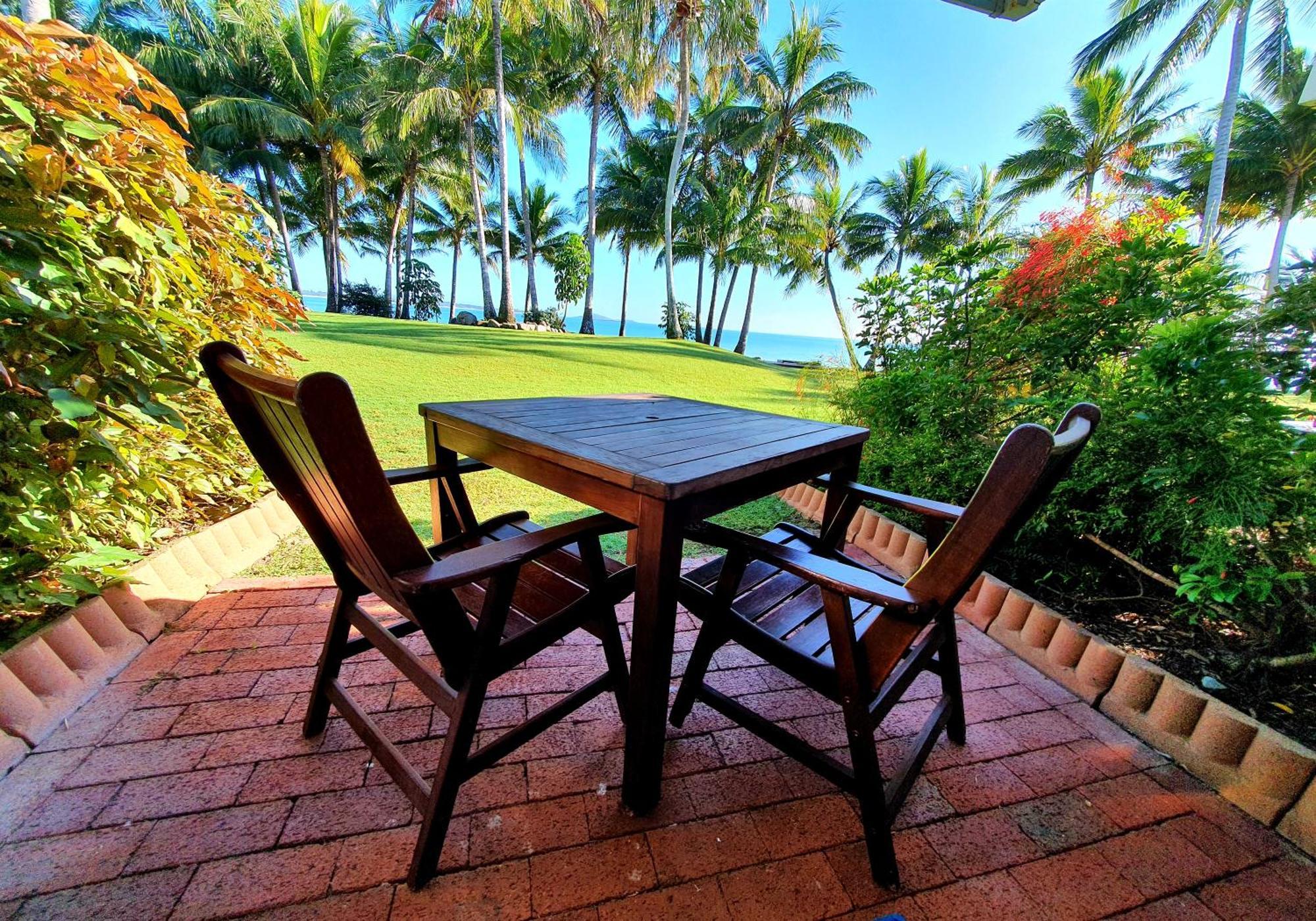 Dolphin Heads - Resort Unit - Absolute Beachfront! - Whitsunday Getaway! Mackay Eksteriør billede