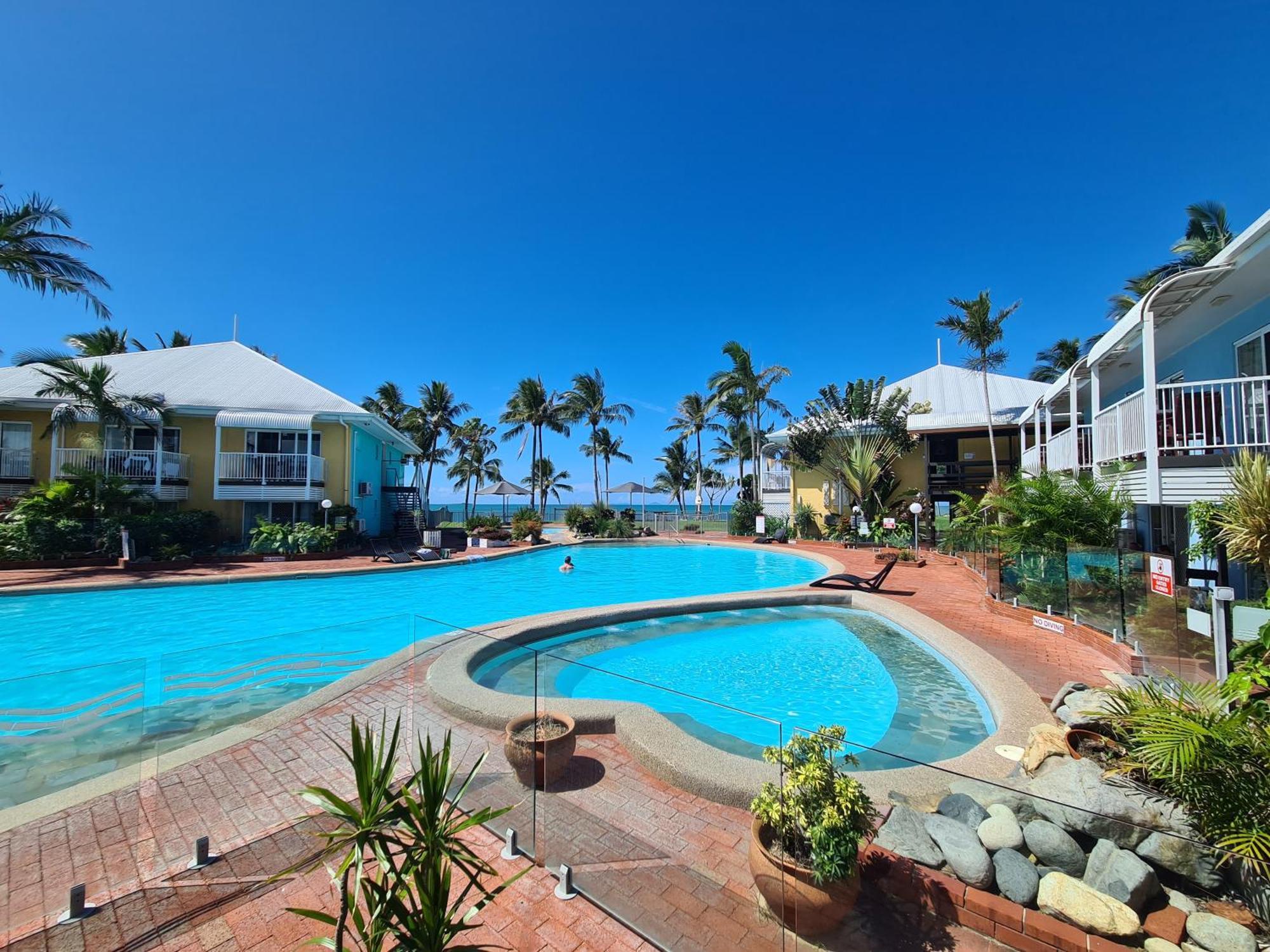 Dolphin Heads - Resort Unit - Absolute Beachfront! - Whitsunday Getaway! Mackay Eksteriør billede
